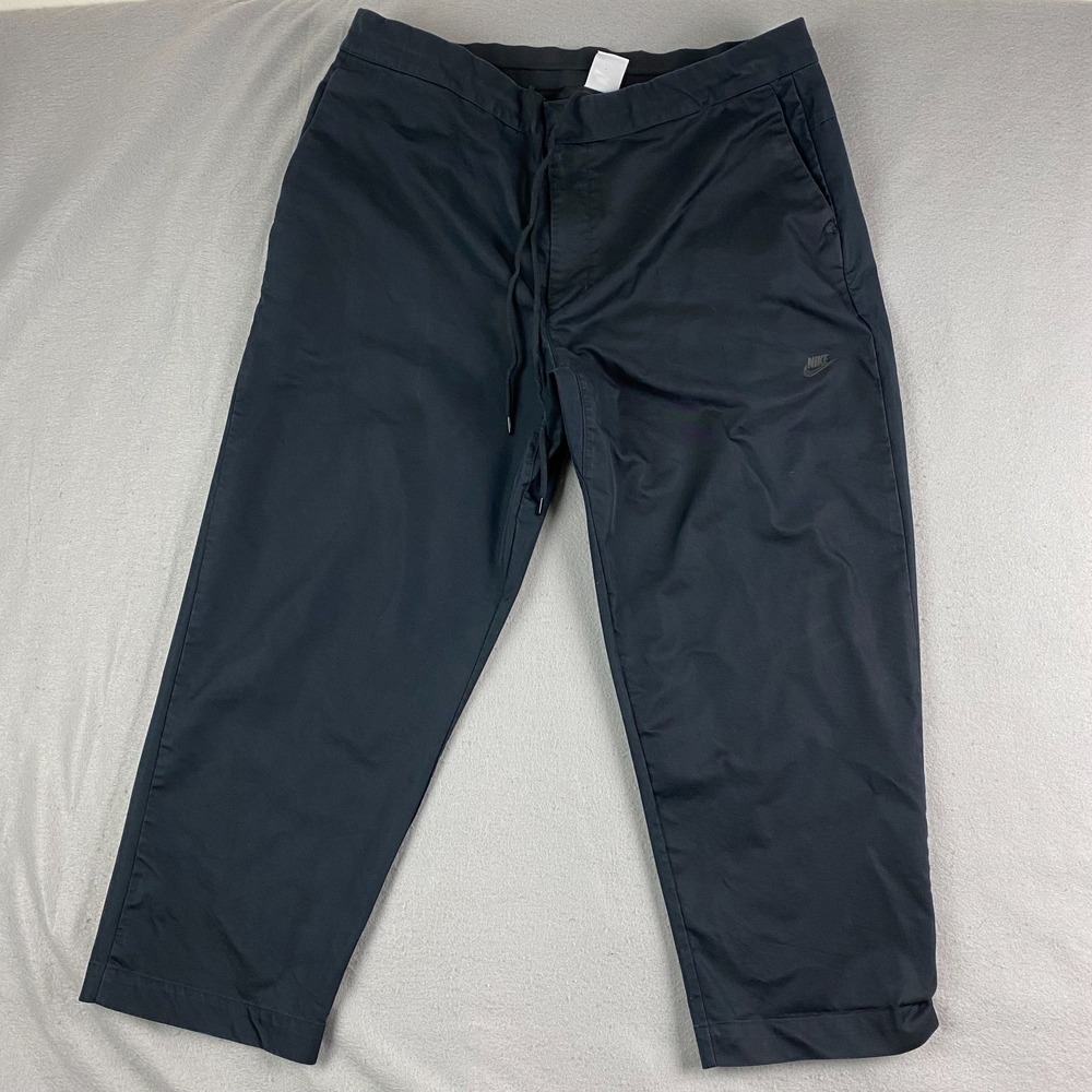 Nike Sportswear Essentials Unlined Cropped Pants Mens XL 38 Black DD7032-010